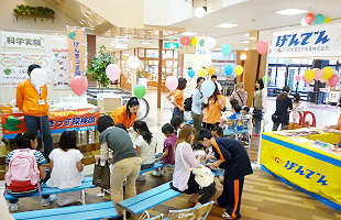 地域イベントでの当社が出展したブース(福井)