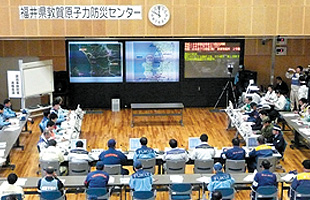 福井県敦賀原子力防災センターでの防災訓練